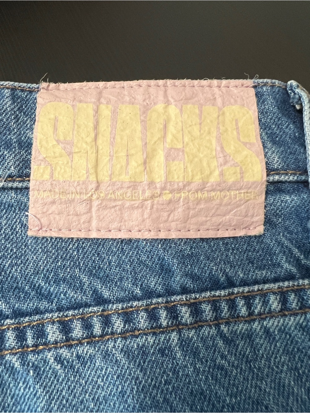 Mother Snacks! Funnel Heel Cuff Jeans Delicious Memories Blue Size 28 Wide Leg - Picture 8 of 15